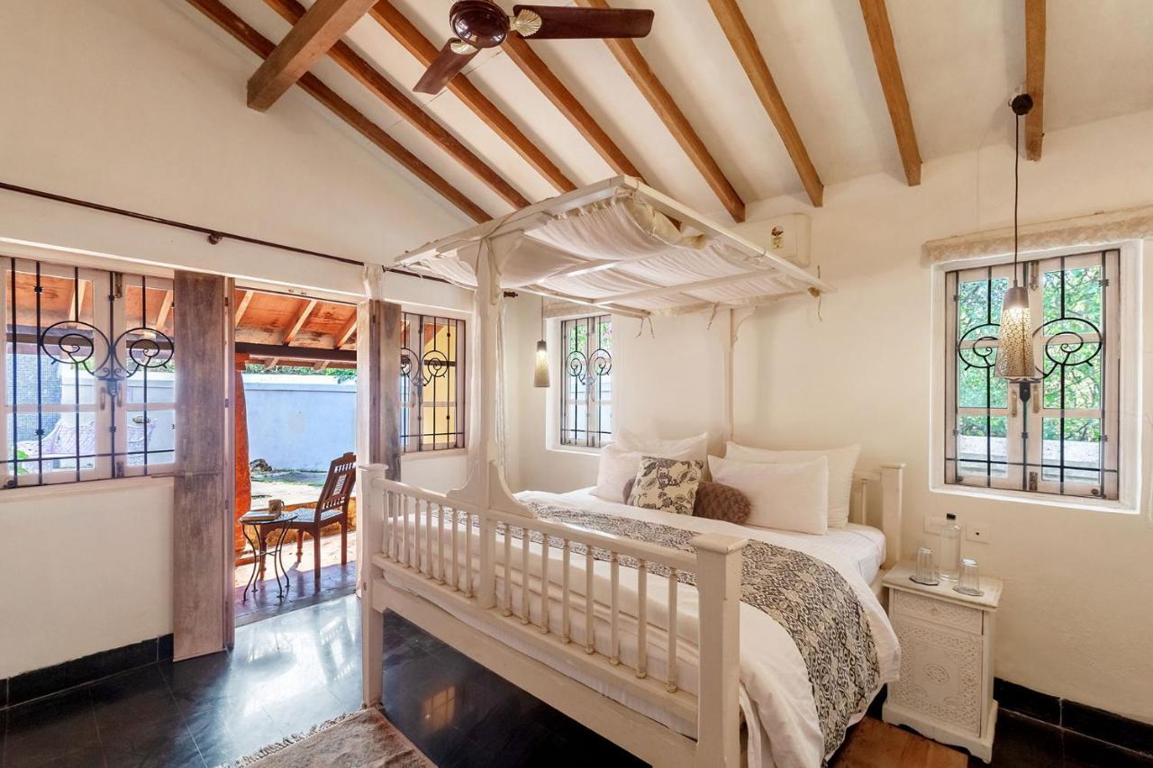 Stayvista At Terra Rosa - Pet Friendly Villa Goltim Bagian luar foto